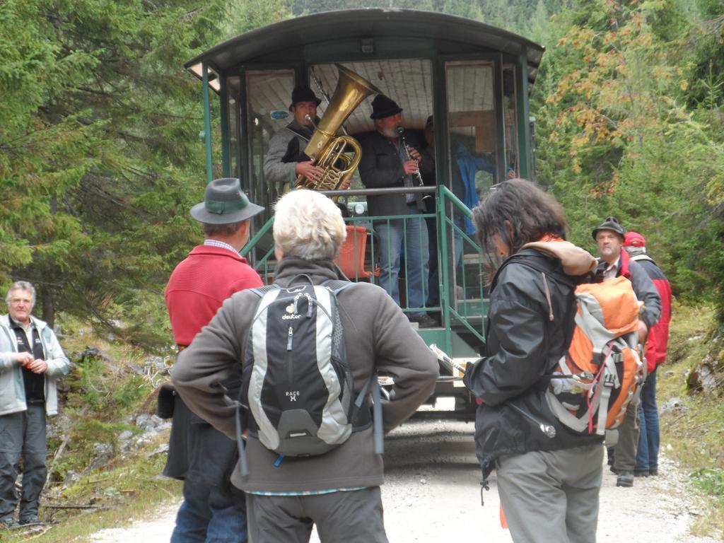 Appartamento Haus Gruenwald Gosau Esterno foto